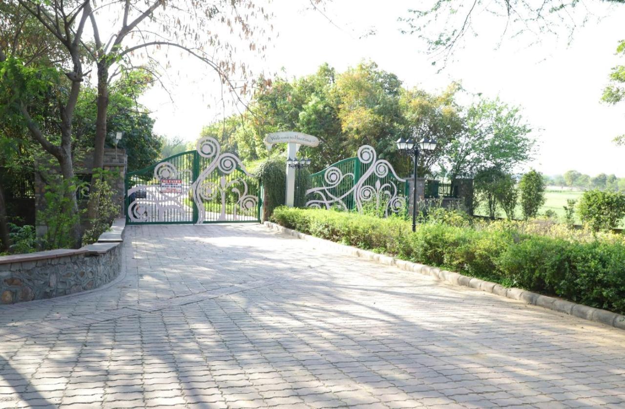 Haritma Resort Ґурґаон Екстер'єр фото